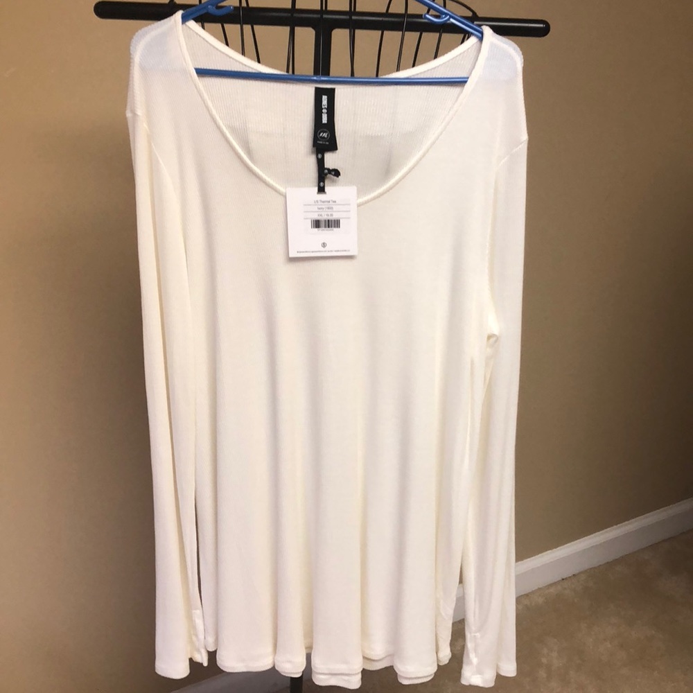 🚫 SOLD 🚫 Thumbhole Thermal